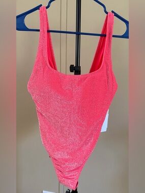 Good American Glitter Coral Pink One-Piece Size M/2